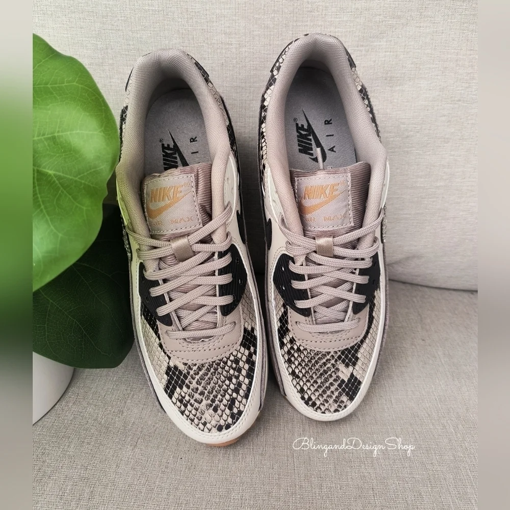 Bling Womens Nike Air Max 90 Animal Print Customized Sneakers With Crystals